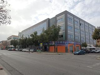 Parking voiture  Av de hytasa. Solvia inmobiliaria  garaje sevilla