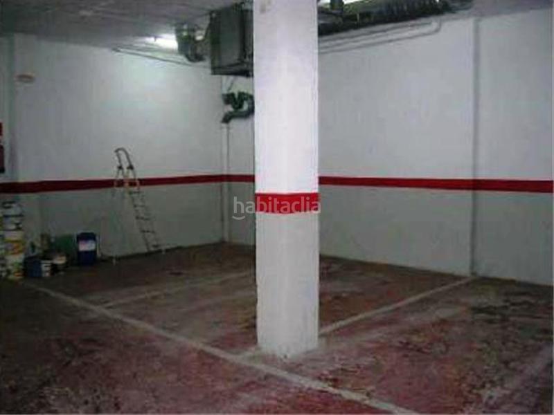 Foto 262af3d3-7381-4a33-b2f5-05bcbf7619ea. Aparcament cotxe a Sant Fruitós de Bages