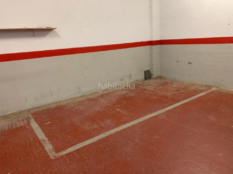 Foto 718a1ee3-bf04-4b45-b326-2845efced425. Aparcament cotxe a Sant Fruitós de Bages