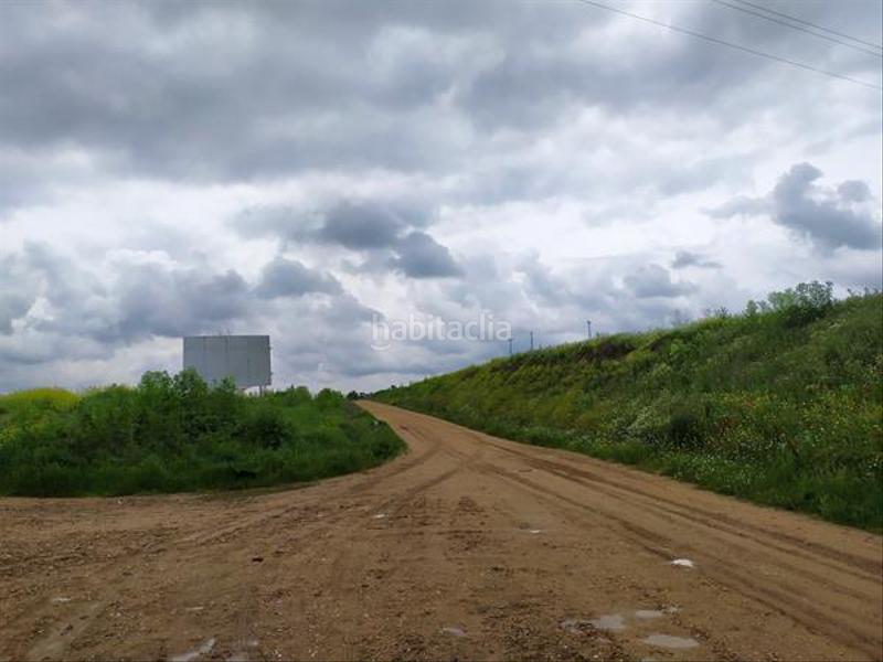Foto db1bef04-13d3-4d69-b5c0-8f418ad30017. Finca rústica solvia inmobiliaria suelo urbanizable sectorizado en Simancas