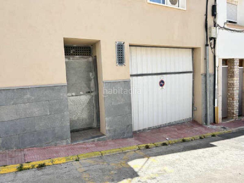 Foto d435794c-23b5-42d4-b3e9-6912ca7bb2ba. Parking coche solvia inmobiliaria garaje en Alcanar