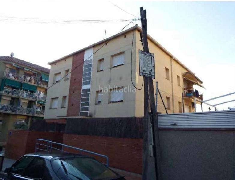 Foto 8e15a6dc-6d0d-4551-aed9-ed1eca62a481. Parking voiture dans Nucli Urbà Esparreguera
