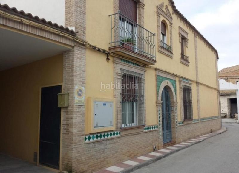 Foto ff463368-928b-44bb-b334-5ebf8ff4c5d2. Aparcament cotxe a Porcuna