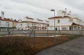 Foto b462d4e6-ed01-4339-bee9-5b3eb62d28b2. Finca rústica a El Rinconcillo Algeciras
