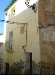 Casa aparellada  Cl don tadeo. Solvia inmobiliaria  chalet adosado peralta
