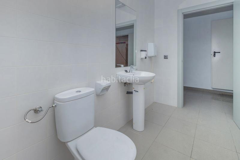 Foto 27ce7701-dc25-430a-8153-0831b3e324d2. Affitto locale commerciale in Almagro