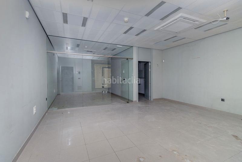 Foto 801edf1c-d173-4387-9a1b-3c4ecbd5c6a8. Affitto locale commerciale in Almagro