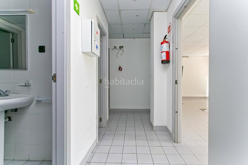 Foto 5b85a452-64a4-474c-a80a-d3d5c23ff0c2. Location local commercial dans Hostalric