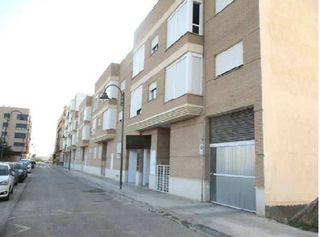 Local Comercial  C/ pintor rafael cardells. Solvia inmobiliaria  locales meliana