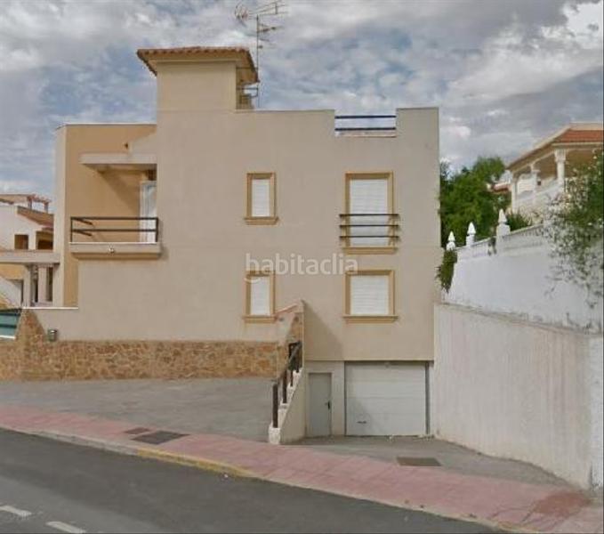 Foto bd4fe2bd-dc01-46a1-bbee-9fc4eed9e9b3. Aparcament cotxe a Palomares Cuevas del Almanzora