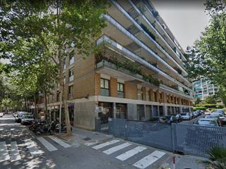 Business premise  C/ loreto. Solvia inmobiliaria  locales barcelona