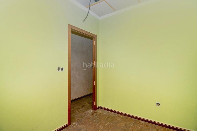 Foto b3e769b3-4c7b-446f-9ead-8eb1d4c0273c. Location local commercial dans Yecla
