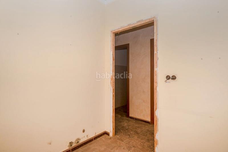 Foto b5d3bd5e-16f1-4063-94eb-9d0666c5b302. Location local commercial dans Yecla