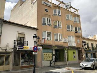 Local commercial  C/ campo. Solvia inmobiliaria  locales tomelloso