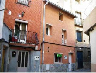 Casa aparellada  C/ los pastores. Solvia inmobiliaria  chalet adosado cintruénigo