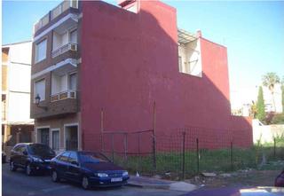Finca rústica  Cl mauro guillem. Solvia inmobiliaria  suelo urbano albal