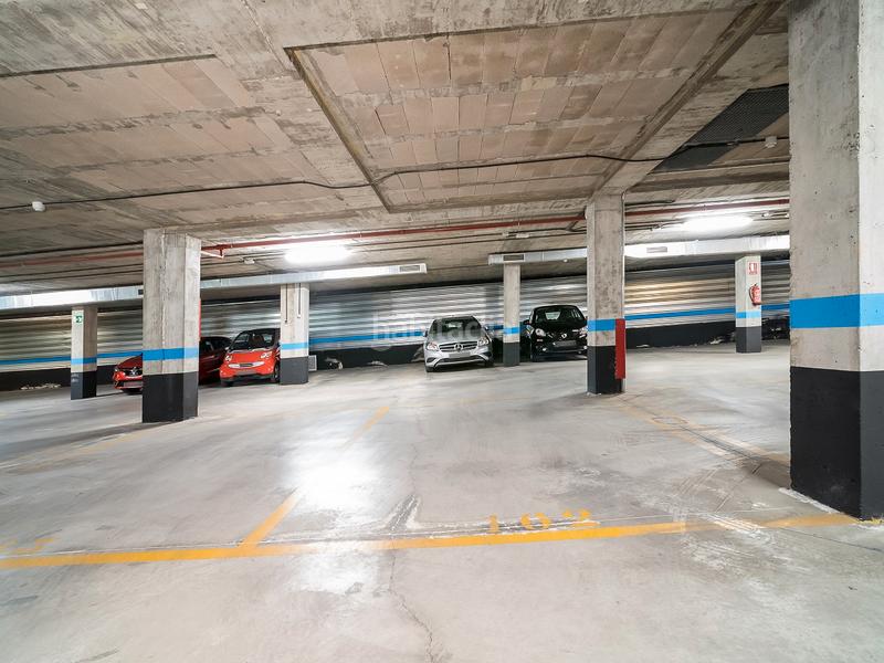 Foto b16de6f7-9701-4c8b-8d24-3c009be0d089. Parking coche solvia inmobiliaria garaje en Algete centro Algete