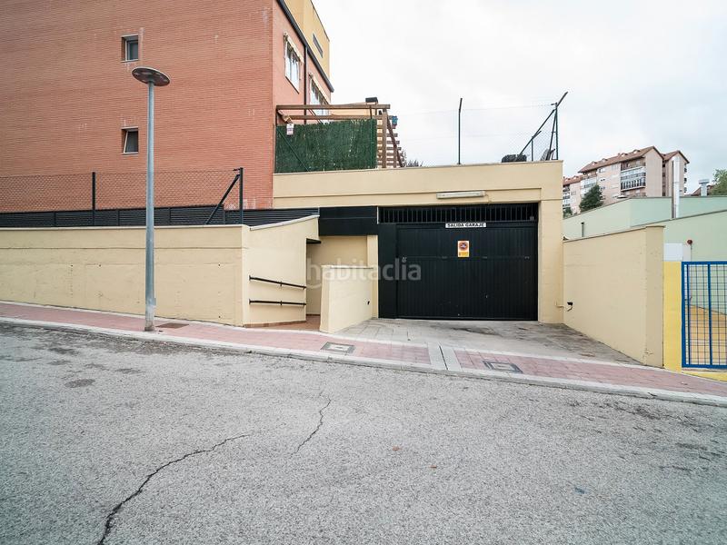 Foto 69310bef-ea0a-46f2-be68-701814d1f650. Parking coche solvia inmobiliaria garaje en Algete centro Algete