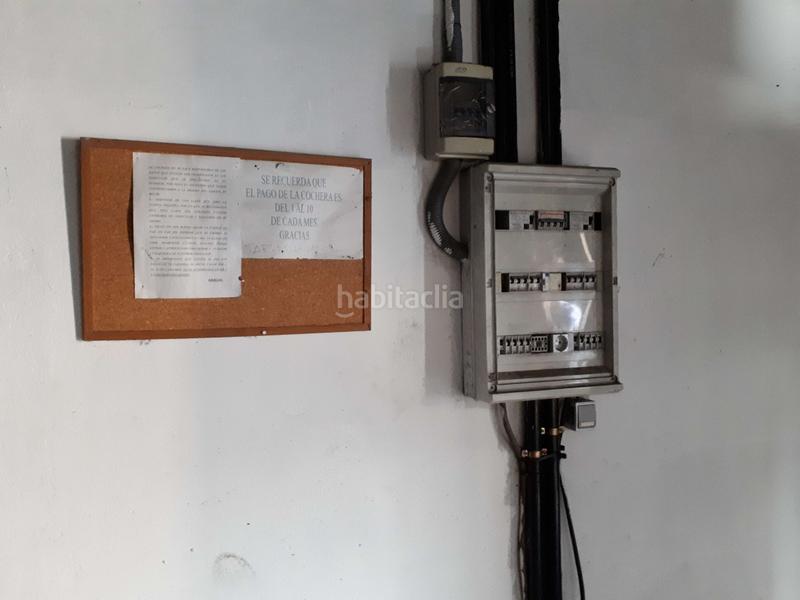 Foto d0ad194d-cbc6-4c37-958a-2a9da02e3b07. Aparcament cotxe a Centro Alcalá de Guadaira