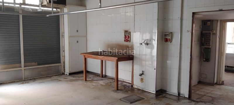Foto 687ca02a-728b-405e-87ec-d097dadf30cf. Local comercial a Príncep de Viana-Clot-Xalets Humbert Torres Lleida