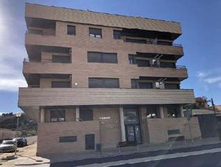 Aparcament cotxe  Av lleida. Solvia inmobiliaria  garaje almenar