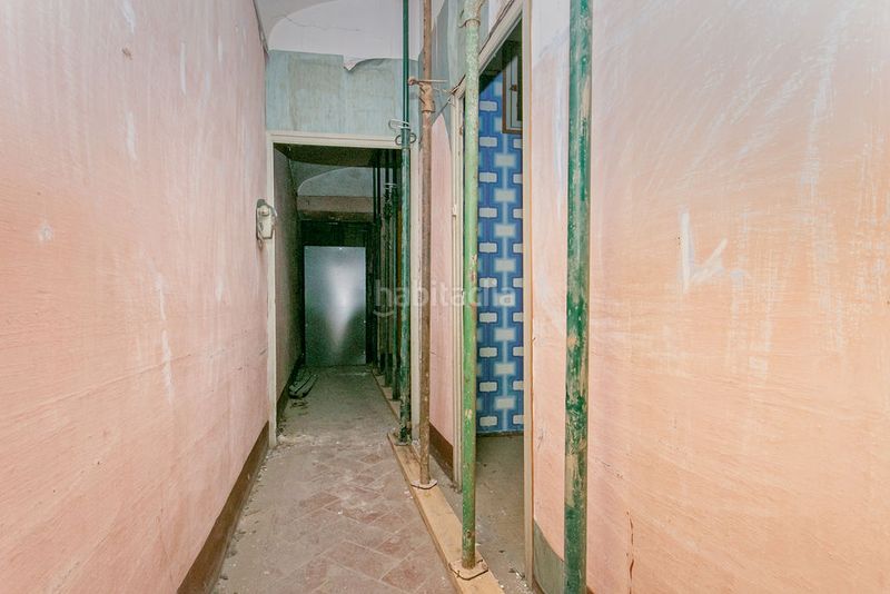 Foto 4746dbd7-9b9f-45fc-b7a0-7925ffbe022b. Casa aparellada a Nucli Urbà Esparreguera