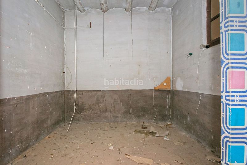 Foto f2170c10-1e19-41ae-a665-d3d161776714. Casa aparellada a Nucli Urbà Esparreguera