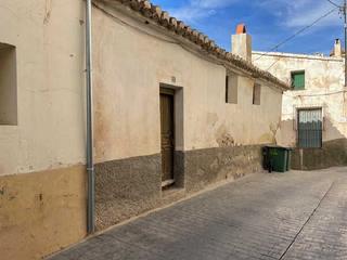 Casa aparellada  C/ monjas. Solvia inmobiliaria  chalet adosado mula