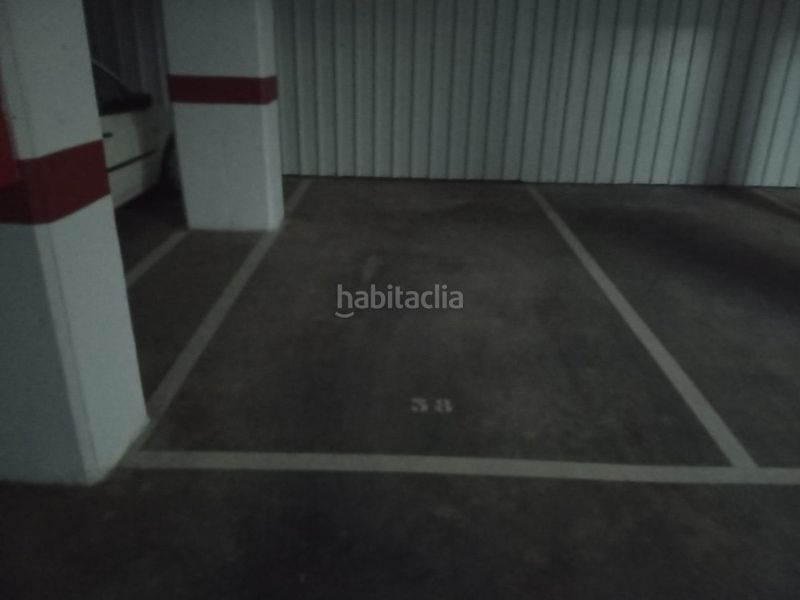 Foto cae13cb1-bf27-4881-8b10-84c209b61405. Aparcament cotxe a Tiro de Línea Sevilla