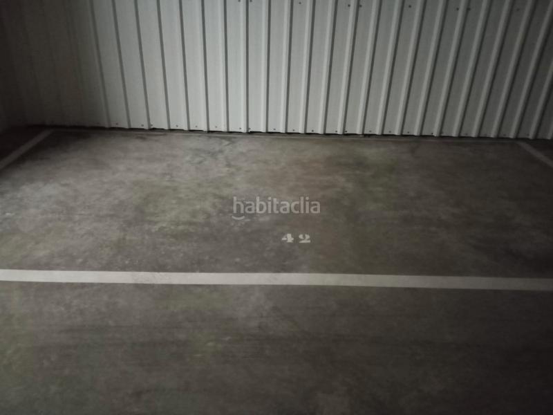 Foto 4a1152e4-8854-490c-b3da-b34b8275b797. Aparcament cotxe a Tiro de Línea Sevilla