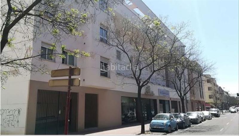 Foto 3501e9c3-2917-43f7-b4c8-45ca3fa24e04. Aparcament cotxe a Tiro de Línea Sevilla
