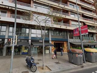 Aparcament cotxe  Corts. Solvia inmobiliaria  garaje barcelona