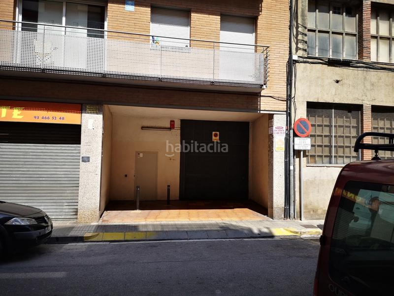 Foto eca2b84a-8a88-44ab-ba5e-40e2ea18dc43. Parking coche solvia inmobiliaria garaje en Riu Nord Santa Coloma de Gramenet