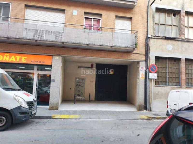 Foto f8102b2a-1316-4813-a5a0-3926171e3bd1. Parking coche solvia inmobiliaria garaje en Riu Nord Santa Coloma de Gramenet