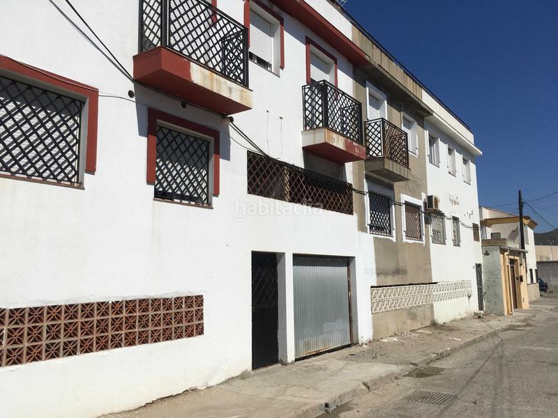 Foto 1fbc91b6-6520-4e0d-9879-cb94e86a986b. Parking voiture dans Mondejar-Junquillos Línea de la Concepción (La)