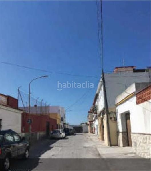 Foto b3049668-0b0f-46db-ac5d-c774e00dbec8. Parking voiture dans Mondejar-Junquillos Línea de la Concepción (La)