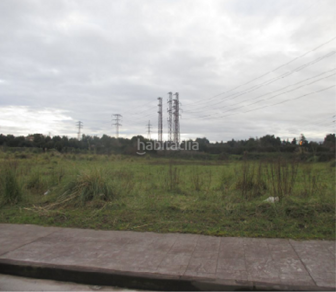 Foto 101afbf2-c085-4622-adfa-77f312261ec1. Finca rústica a Tremañes Gijón