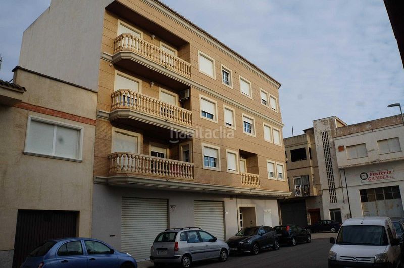 Foto ea42c1d5-301c-40fd-b5a5-1d3acbb63f3b. Local comercial a Beniarjó