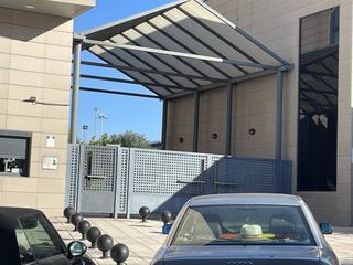 Parking coche en CL MANUEL POMBO ANGULO