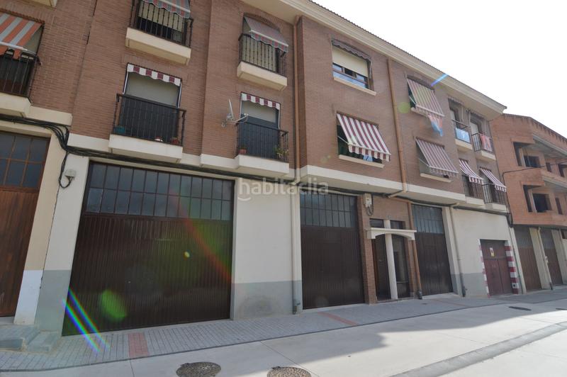 Foto 6606fda4-33ba-4ec5-afd1-9d1875d257b7. Aparcament cotxe a San Adrián