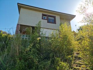 Xalet  C/ font bosquina. Solvia inmobiliaria  chalet independiente torrelles de llobregat