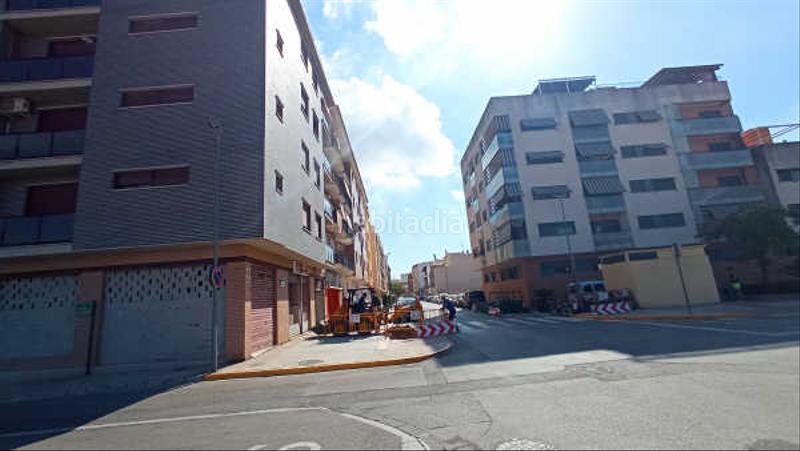 Foto 2b4b2584-ef23-4c36-97f8-77e5021689cb. Autoparkplatz in Font d´en Carròs (la)