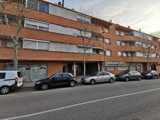 Local commercial  Ps de les torres. Solvia inmobiliaria  locales rubí