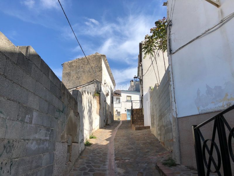 Foto ec7fcae6-4b27-4127-8e88-28e1f600dfb3. Xalet a Martos