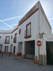 Aparcament cotxe  Pz de la constitución. Solvia inmobiliaria  garaje villanueva del ariscal