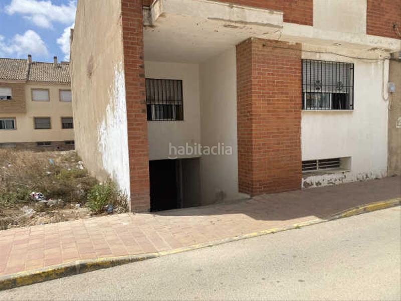 Foto efa39c5d-d45d-4470-890a-e5f34a074b88. Autoparkplatz in Torre-Pacheco Torre - Pacheco