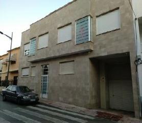 Aparcament cotxe  C/ uruguay. Solvia inmobiliaria  garaje archena