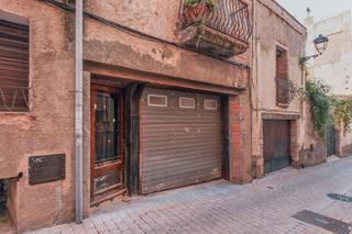 Doppelhaus  C/ castella. Solvia inmobiliaria  chalet adosado selva del camp la