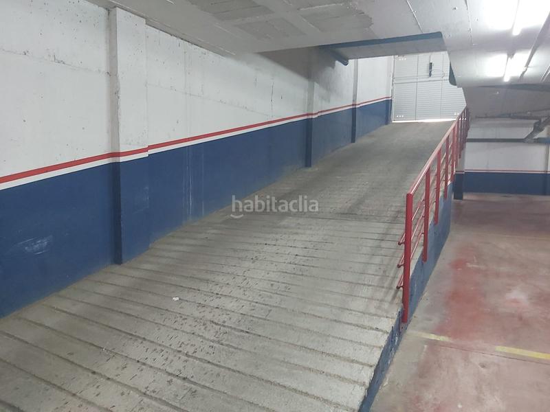 Foto 9f24f233-2013-4e7b-9e60-8c3fd7831990. Parking voiture dans Sentmenat