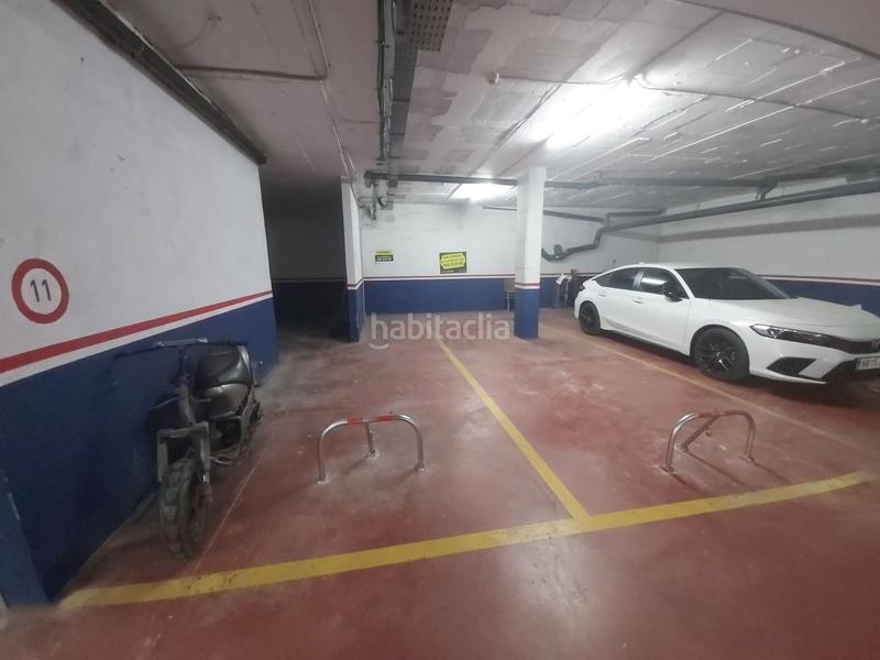 Foto ad0036d7-d5b8-414e-8b0a-e63b069f662e. Parking voiture dans Sentmenat